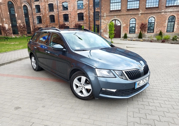 Skoda Octavia cena 49900 przebieg: 188000, rok produkcji 2019 z Radom małe 497